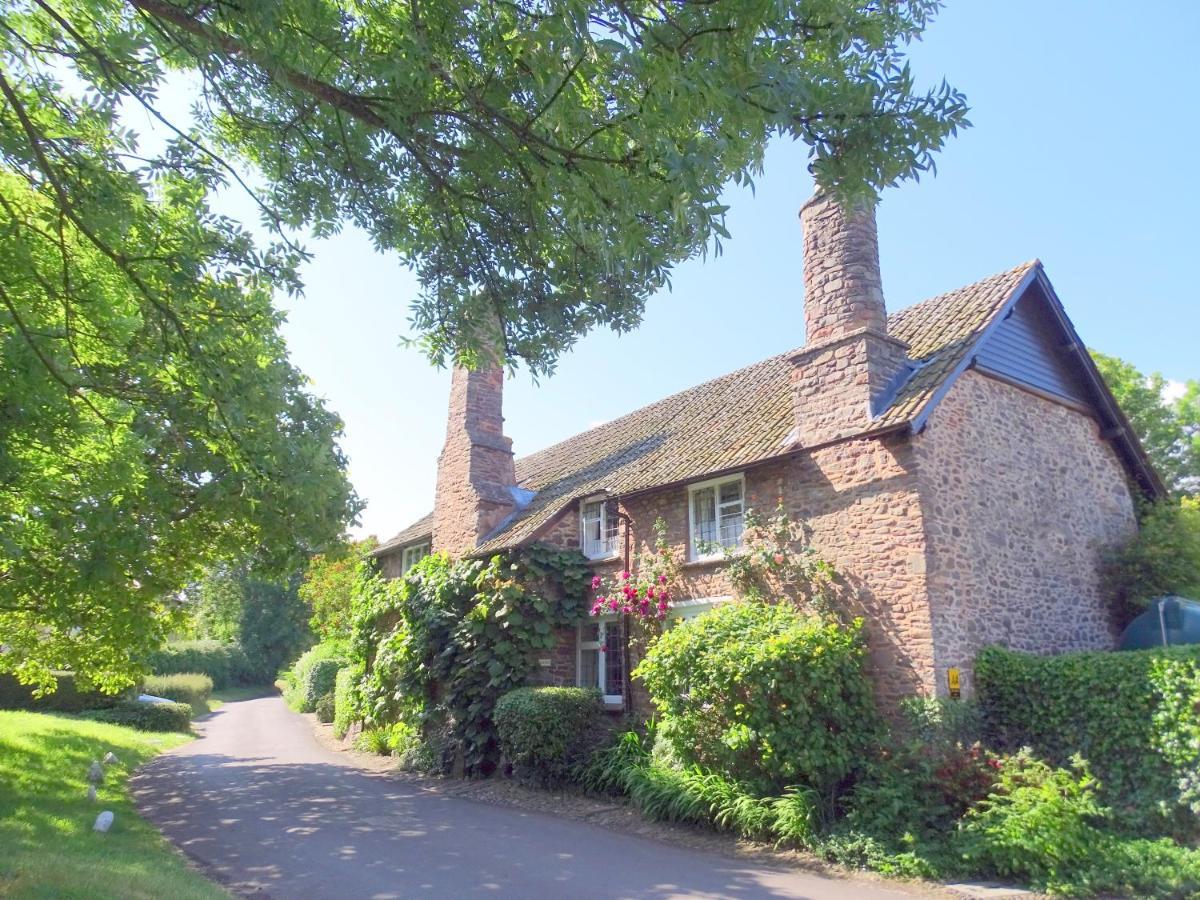 Tudor Cottage Bossington Luaran gambar